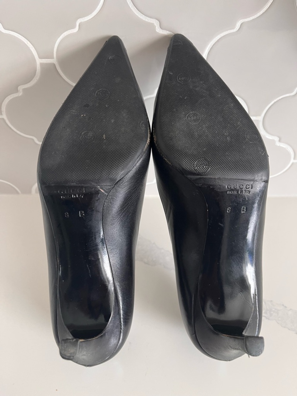 Gucci pointed toe heals - size 8 - Picture 6 of 6